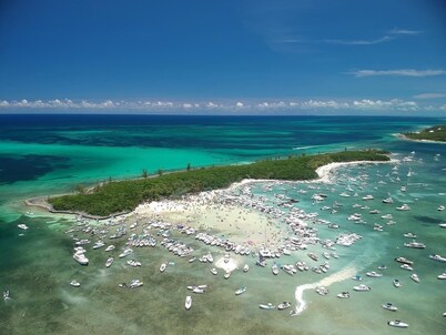 Luxury Vacation! The Best of the Best! Ocean Villa Treasure Cay, Bahamas