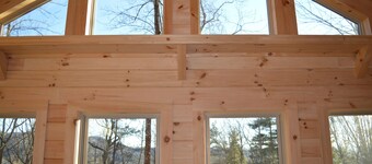 Welcome to Winghaven & Asheville! Secluded yet convenient to shops & food