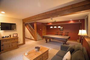 Interior - Marvelous Home Away From Home, 4 + 5 Bdr Nxt Dr - Lrg Group Gathering -With Hot Tubs (Guilford Township)