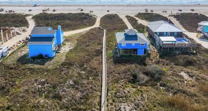 100 yards to the water, private boardwalk. 6 seat gas golf cart included