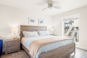 4 soverom, strykejern/-brett, wi-fi (inkludert) og sengetøy