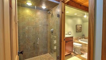 Shower, jetted tub, hair dryer, towels