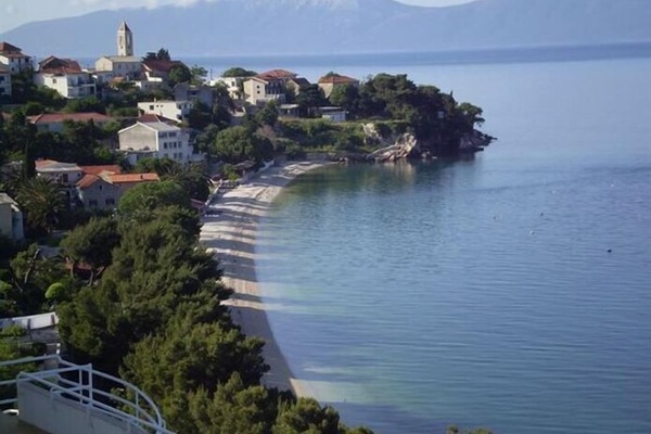 Gradac -- centraly located small town, easy drive to Split, Dub, islands, Bosnia