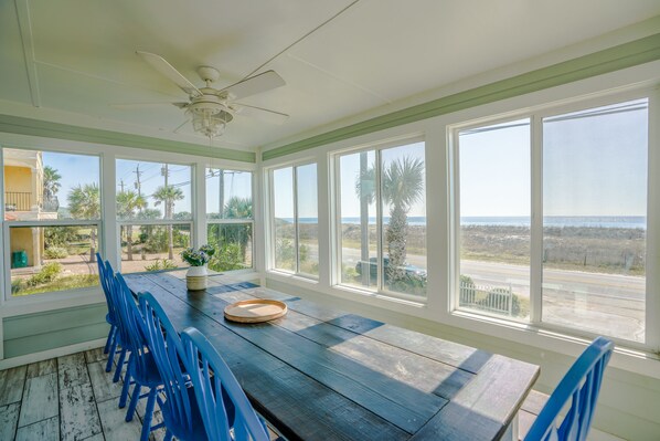 Dining - Large home on Private Beach, Game Room,  Third story deck, Ocean Views,  (Panama City Beach)
