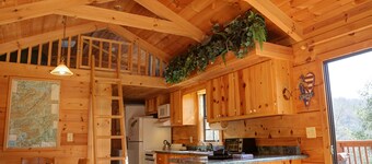 Smawlie: A Secluded Tiny Home Log Cabin w/ HOT TUB + Amazing Mountain Views