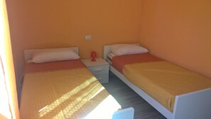 2 Schlafzimmer, Bügeleisen/Bügelbrett, Reisekinderbett, kostenloses WLAN