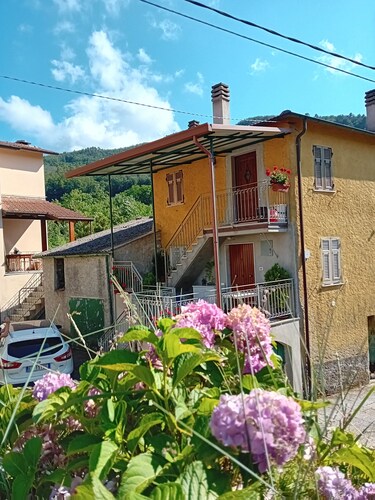 Farmhouse Garland Norma Rita