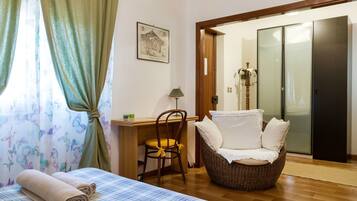 2 Schlafzimmer, Bügeleisen/Bügelbrett, WLAN, Bettwäsche