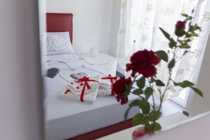 1 bedroom, in-room safe, free WiFi, bed sheets