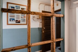 Interior - Sweet Cottage at São Bento - Free WIFI (Lisboa)