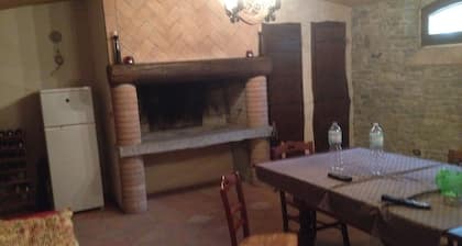 Casa Santina Haus in einem großen mediterranen Garten befindet