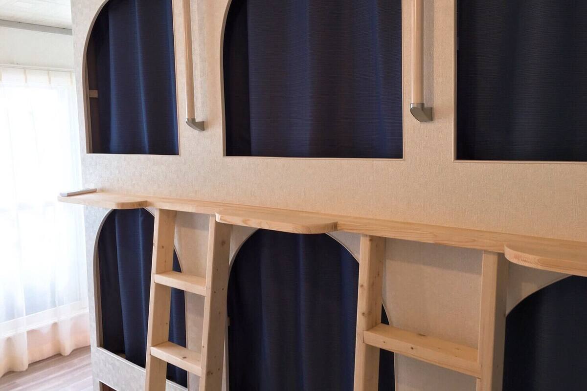 Dormitorio condiviso, dormitorio misto | Una cassaforte in camera, ferro/asse da stiro, Wi-Fi gratuito