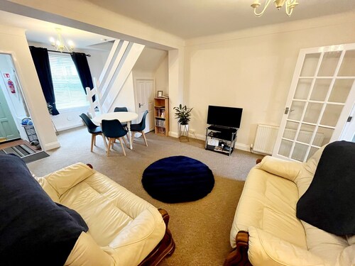 Pixie Terrace Chester-Fabulous Location within The City of Chester-Award winning