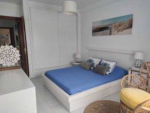 2 bedrooms, in-room safe, iron/ironing board, travel cot