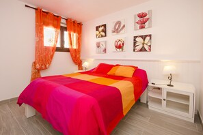 2 bedrooms, iron/ironing board, WiFi, bed sheets - THE TOPES II, YOUR DREAM (Tías)