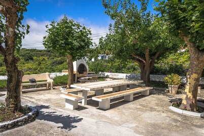 Vivenda Gomes (AL) - Traditional and comfortable house with vineyard and sea view