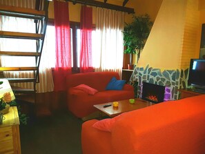 TV, lettore DVD, impianto stereo