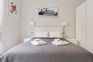 2 soverom, strykejern/-brett, internettilgang og sengetøy