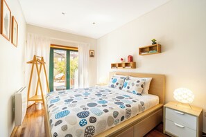 2 makuuhuonetta, silitysrauta/-lauta, vauvan matkasänky, ilmainen Wi-Fi
