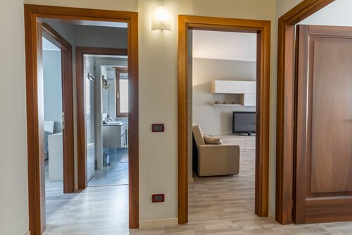 CARDINAL MASSAIA VENICE APARTMENT