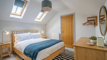 1 bedroom, iron/ironing board, WiFi