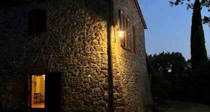 Massa Marittima authentique Get Away 220 mÚtres carrés dans la campagne toscane