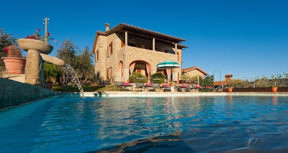 Villa Senaia tuscan charm country house