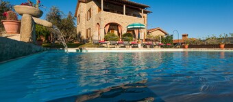 Villa Senaia tuscan charm country house