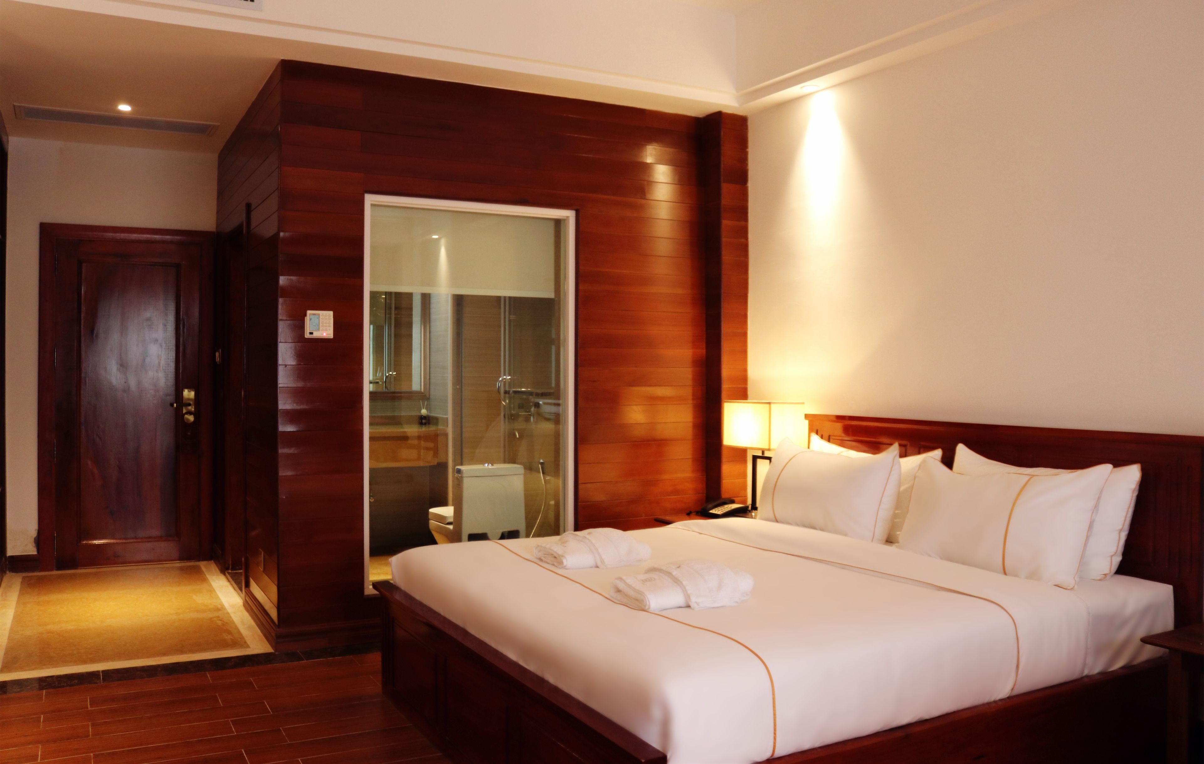 premium bedding, in-room safe, desk, soundproofing