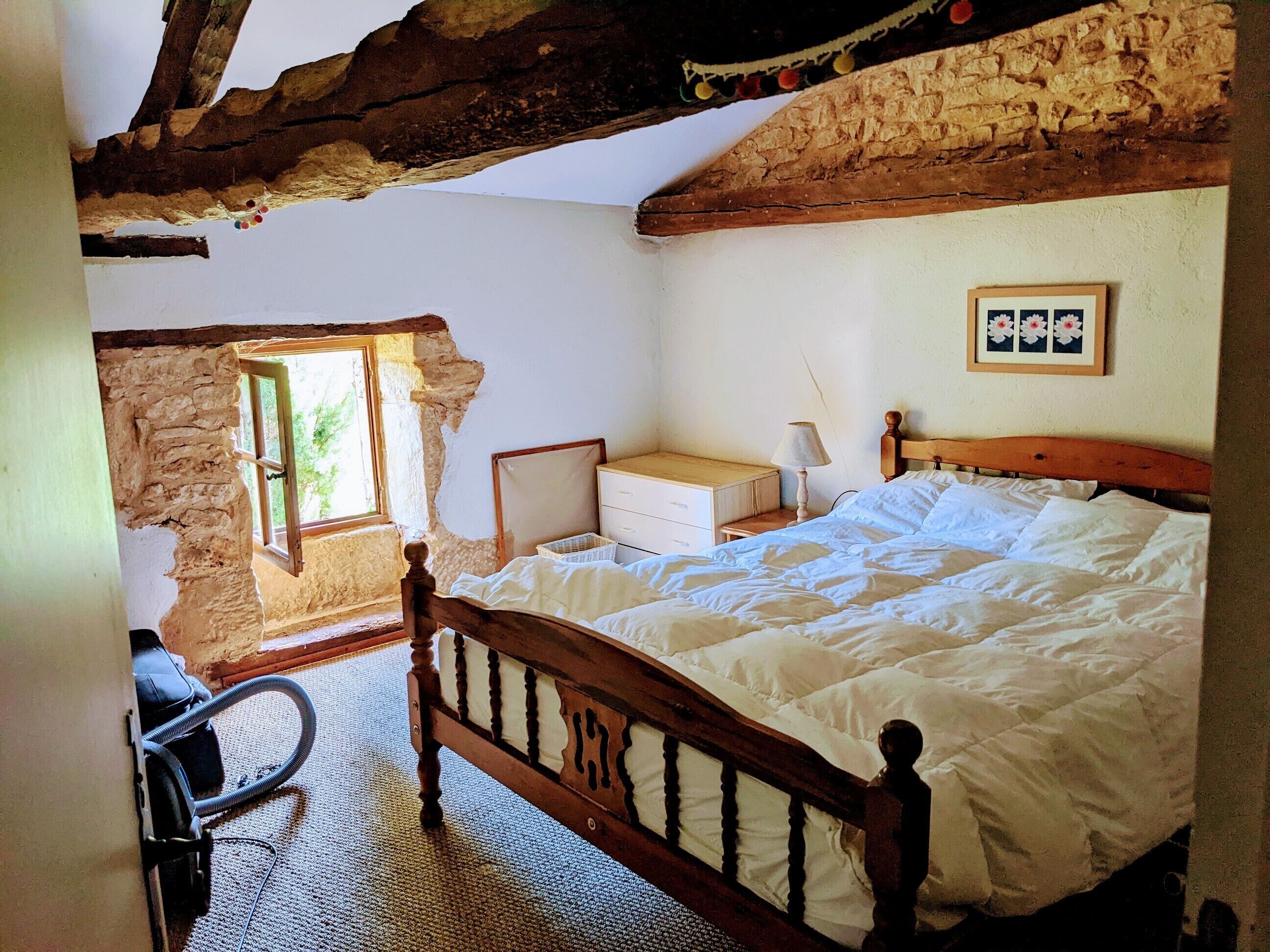 6 chambres, fer et planche à repasser, lit parapluie, Wi-Fi gratuit