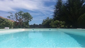 Piscine extérieure