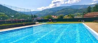 LA CASA DEL RÍO .Ideal para familias con niños y parejas que buscan tranquilidad