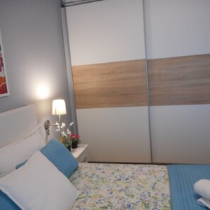 1 bedroom, iron/ironing board, free WiFi, bed sheets