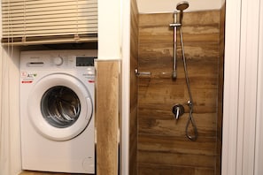 Shower, hair dryer, bidet - Wine House (Cefalù)