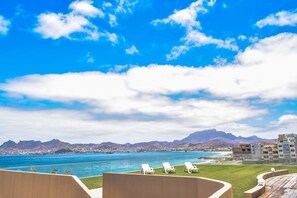 View from property - Apartment with strong emotions overlooking the Gulf of Mindelo !!! (Lazareto)