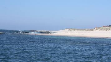 Beach nearby, sun loungers, beach towels
