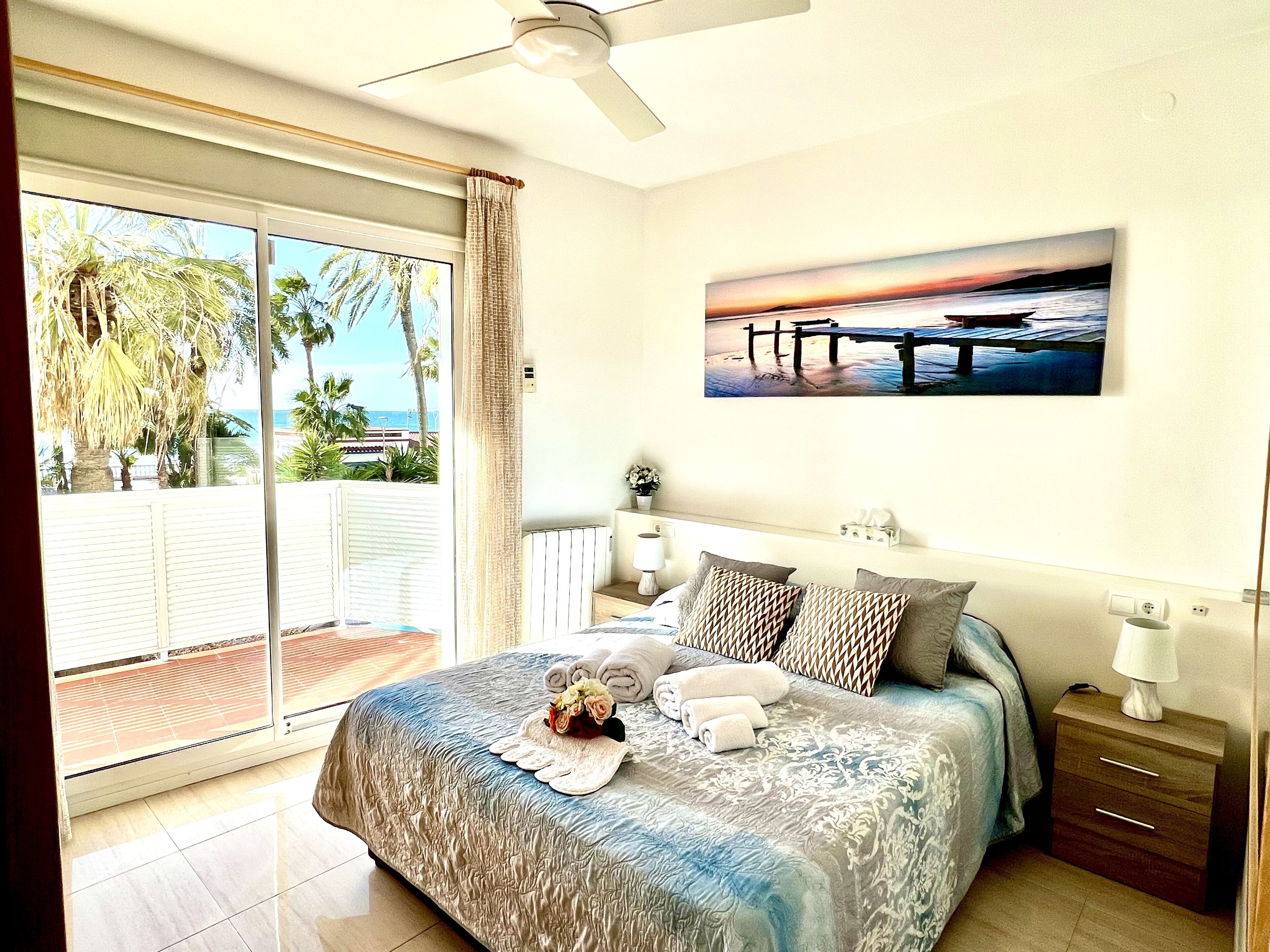 1 bedroom, in-room safe, desk, soundproofing