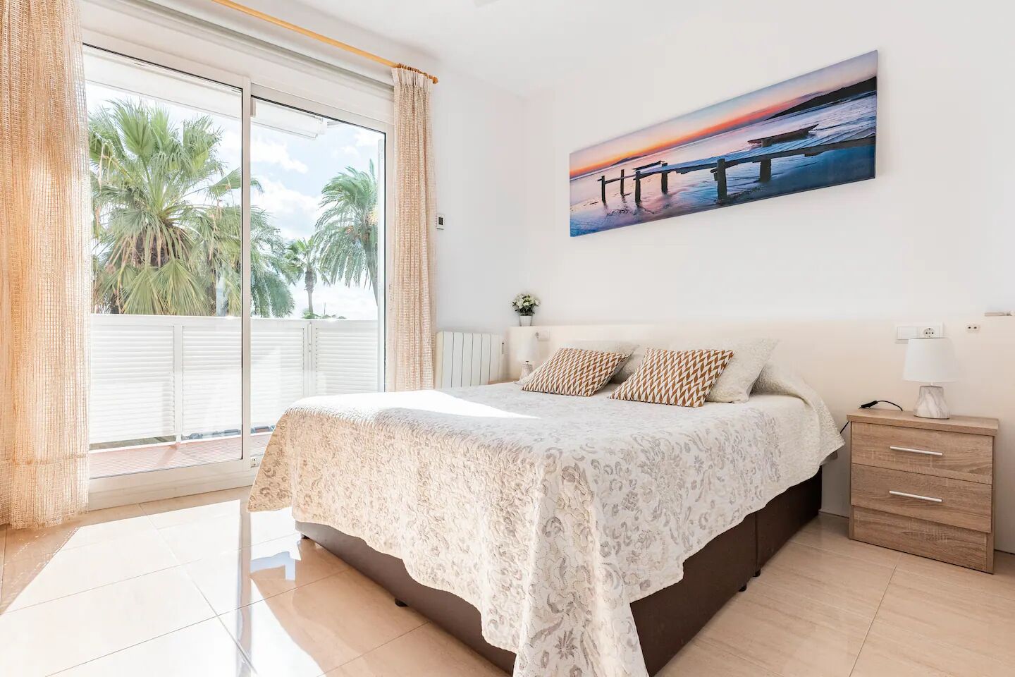 1 bedroom, in-room safe, desk, soundproofing