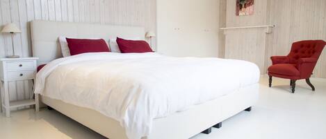 3 quartos, quartos à prova de som, ferros/tábuas de passar roupa