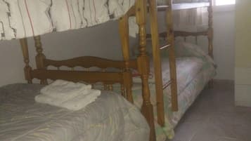 3 Schlafzimmer, kostenloses WLAN, Bettwäsche, Rollstuhlgeeignet