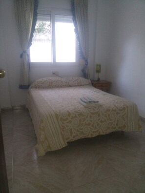 3 bedrooms, free WiFi, bed sheets, wheelchair access - Apartment Club Nautico (Los Nietos)