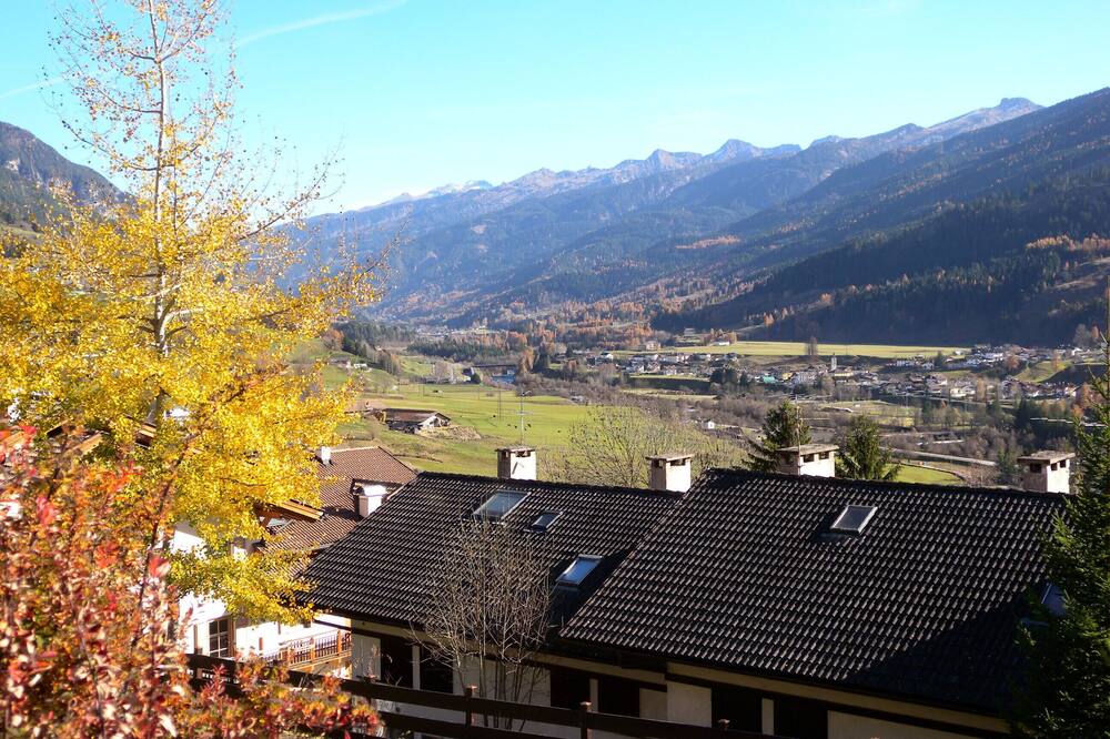CAVALESE apartment Bellavista - bright, in quiet area, with garden