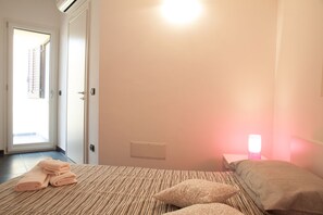 2 chambres, fer et planche à repasser, Wi-Fi, literie fournie