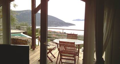 Melolia A2 Ferienhaus mit Pool und einen herrlichen Ausblick