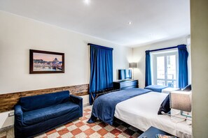 3 chambres, fer et planche à repasser, Wi-Fi, literie fournie