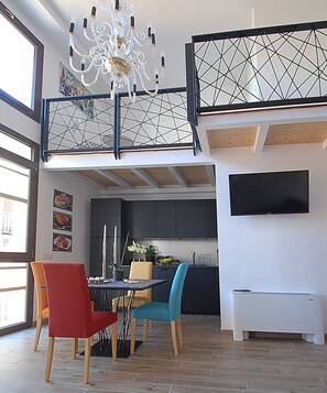 Dining - At the Corte Maqueda of Palermo historic center (Palermo)