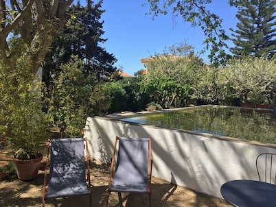 Traditional House surrounded by a large Garden Near the Beach, Sintra & Cascais