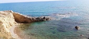 Villa il Carrubo 100 meters from a unique and unspoiled sea