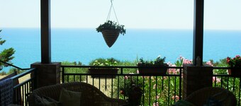 Villa il Carrubo 100 meters from a unique and unspoiled sea