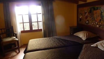 1 chambre, fer et planche Ă repasser, Wi-Fi gratuit, draps fournis